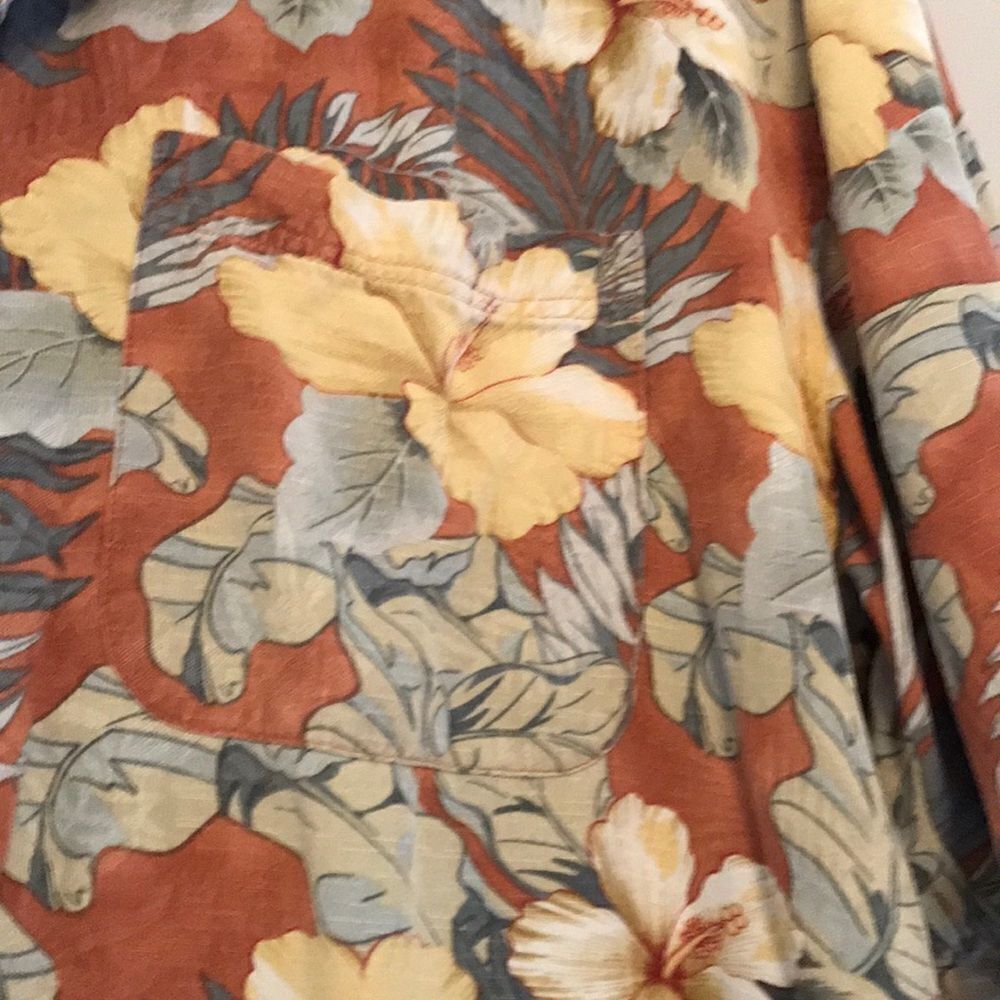 ENRO Tropical Print Silk Button Down - Size Medium - Picture 3 of 6